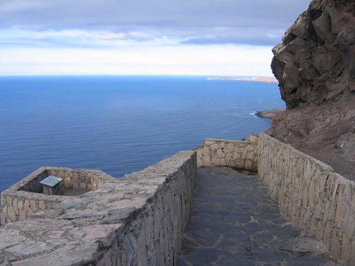 Mirador del Balcon (looking to the north-east towards Agaete)