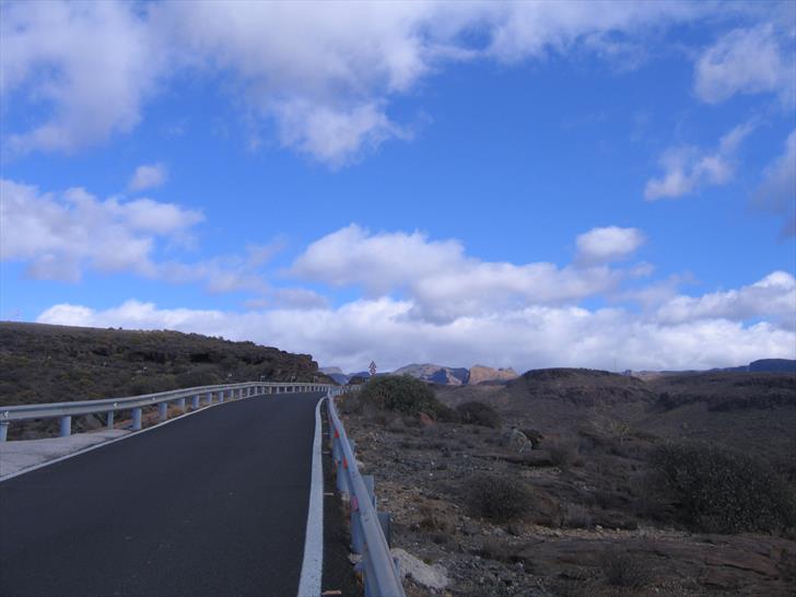 GC-503 heading into the inlands of Gran Canaria