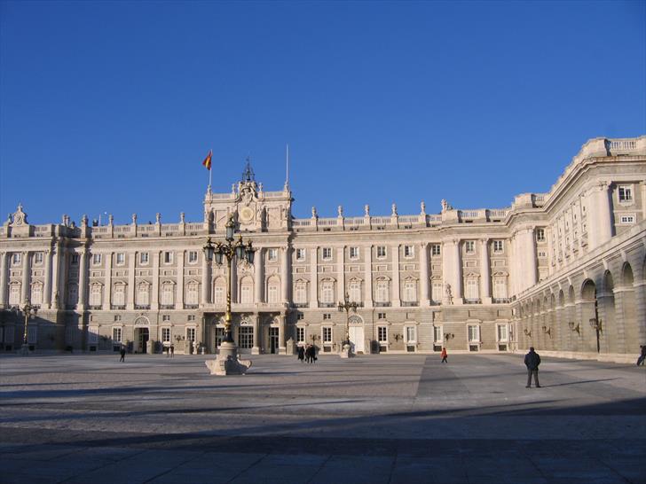 Madrid Royal Palace courtyard