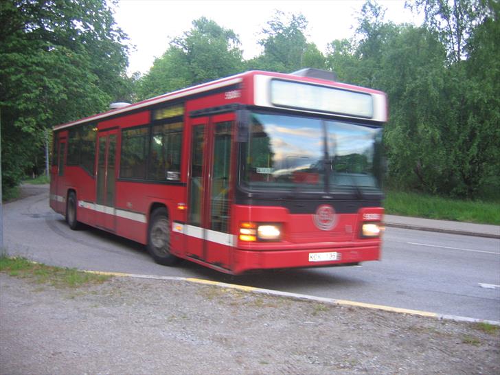 Kaknästornet Bus 69