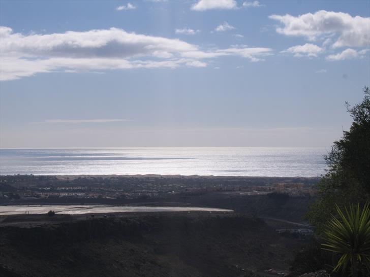 Playa del Inglés and Maspalomas from Montaña la Data