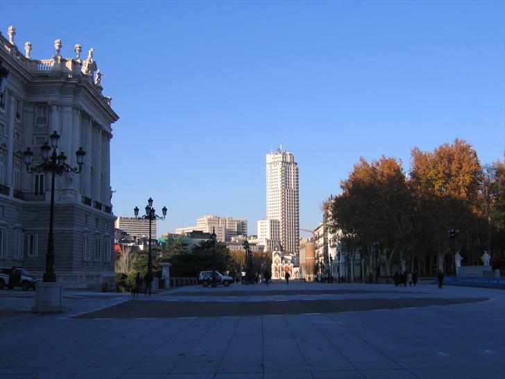 Calle Bailen and Plaza de Oriente Calle Bailen and Plaza de Oriente