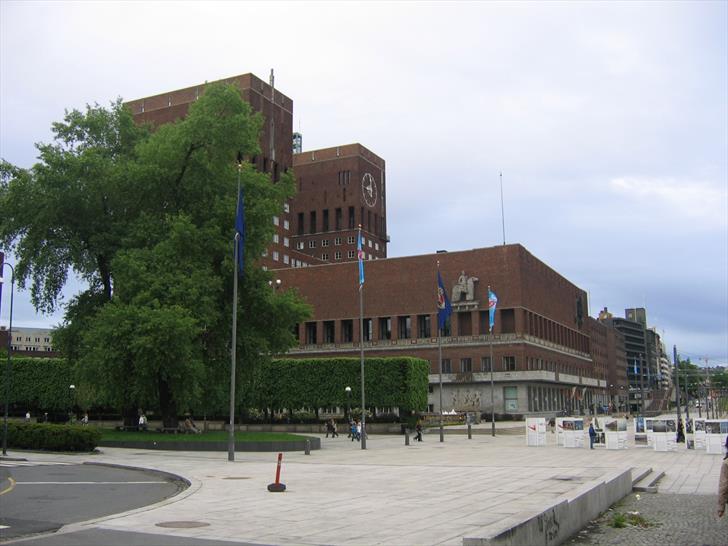 Oslo City Hall from the western side Oslo City Hall from the west